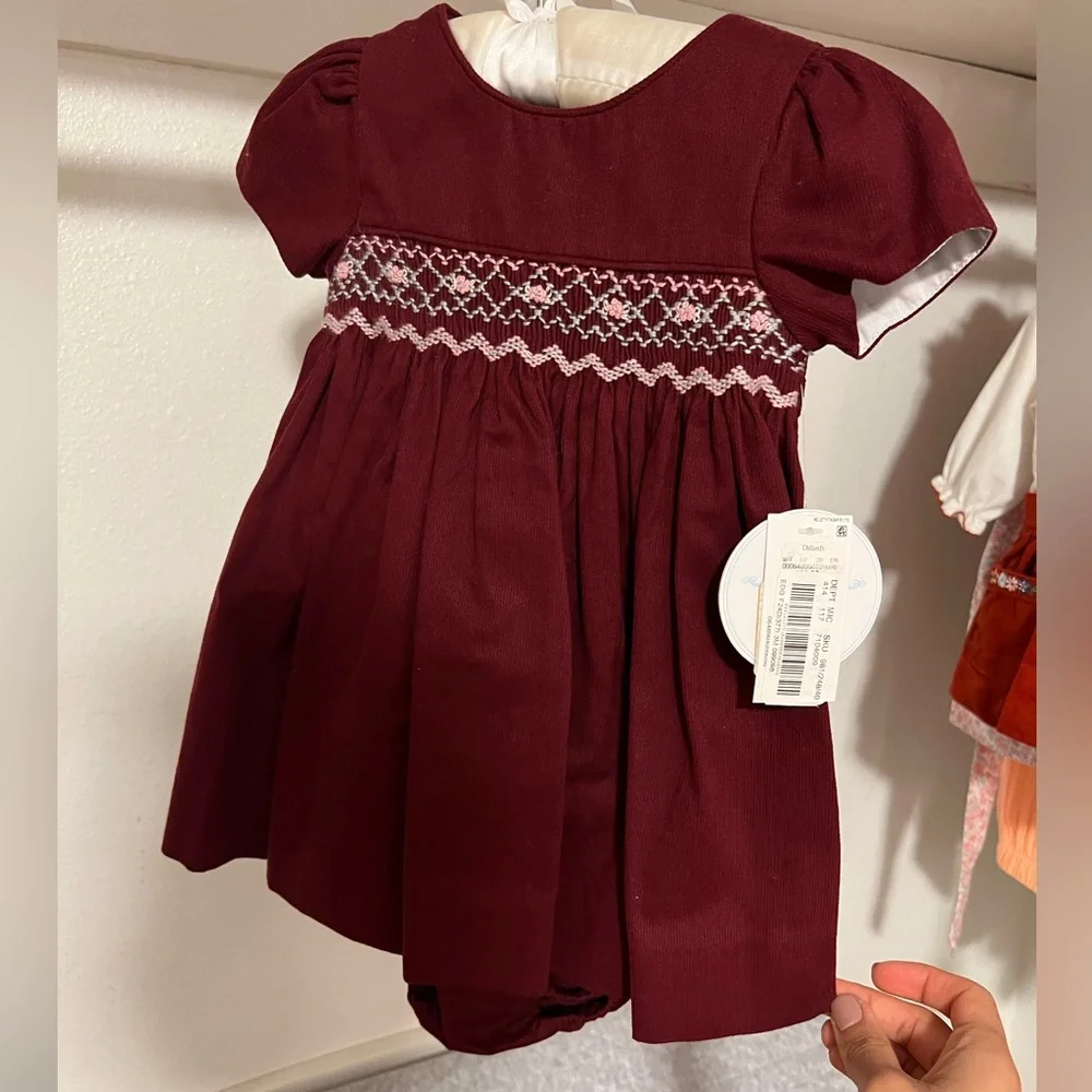 Dress - Picture 1 of 3